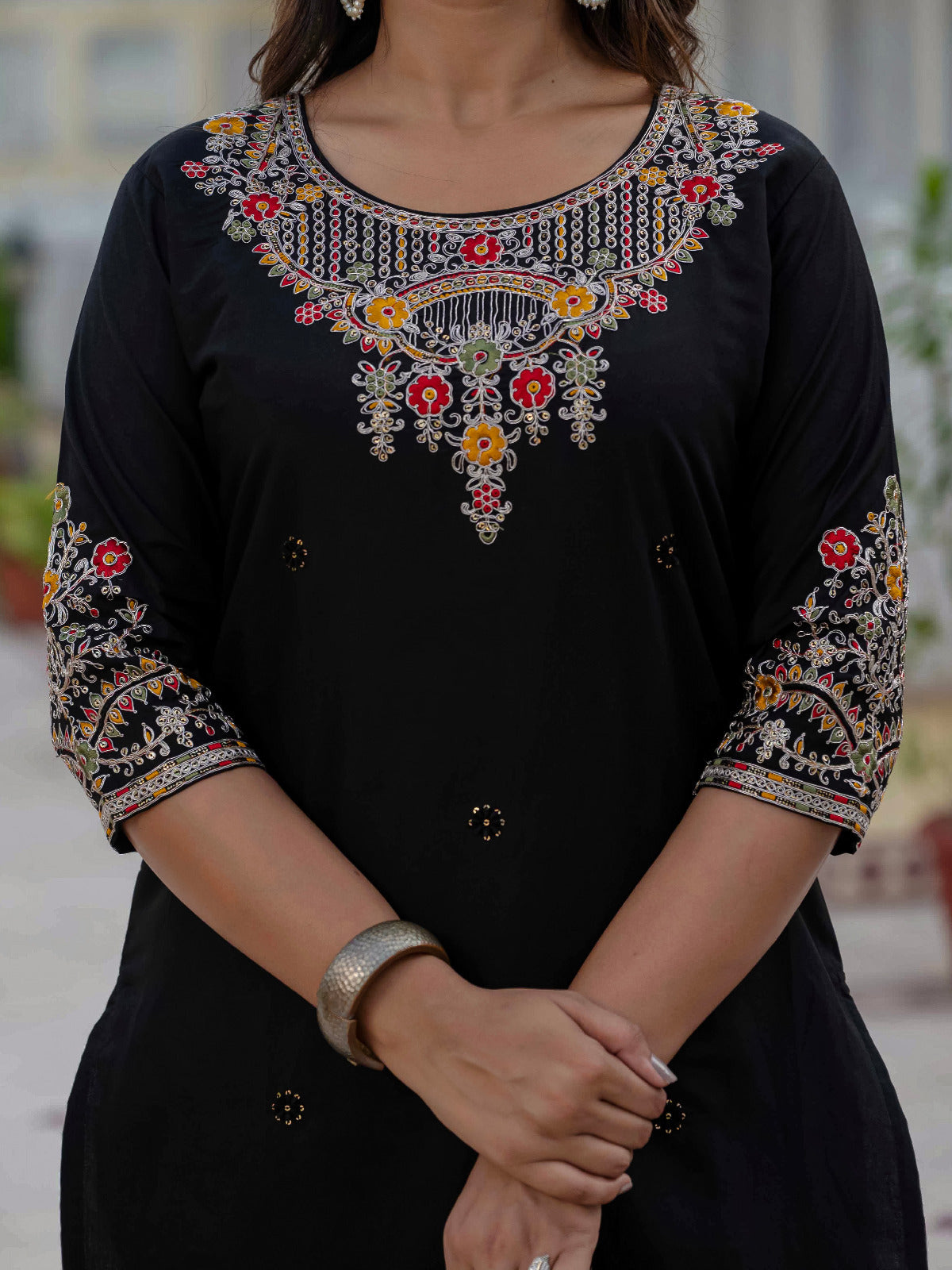 Premium Roman Silk Embroidered Kurti Pant Dupatta Set – Jacquard Meena Dupatta