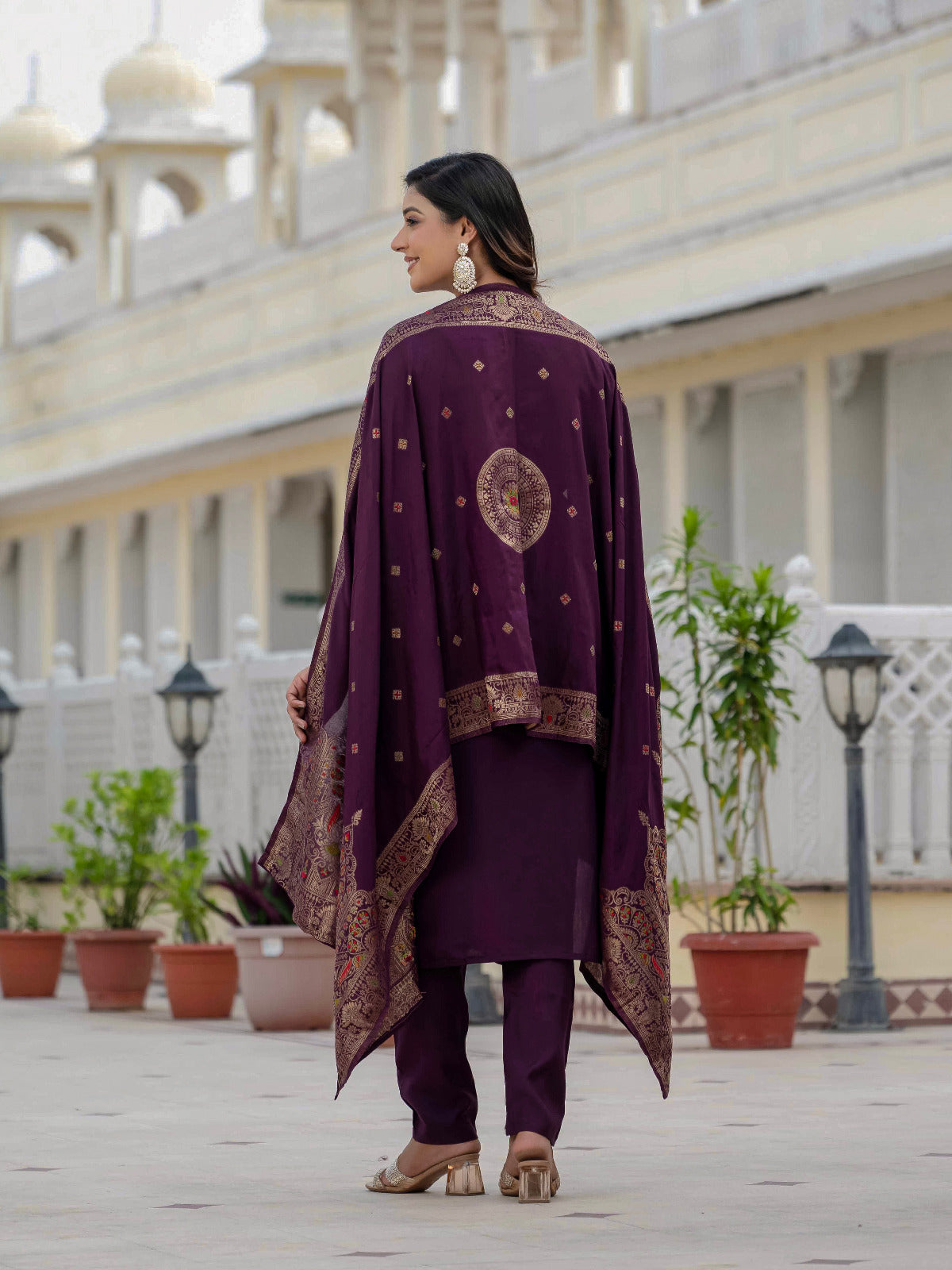 Premium Roman Silk Embroidered Kurti Pant Dupatta Set – Jacquard Meena Dupatta