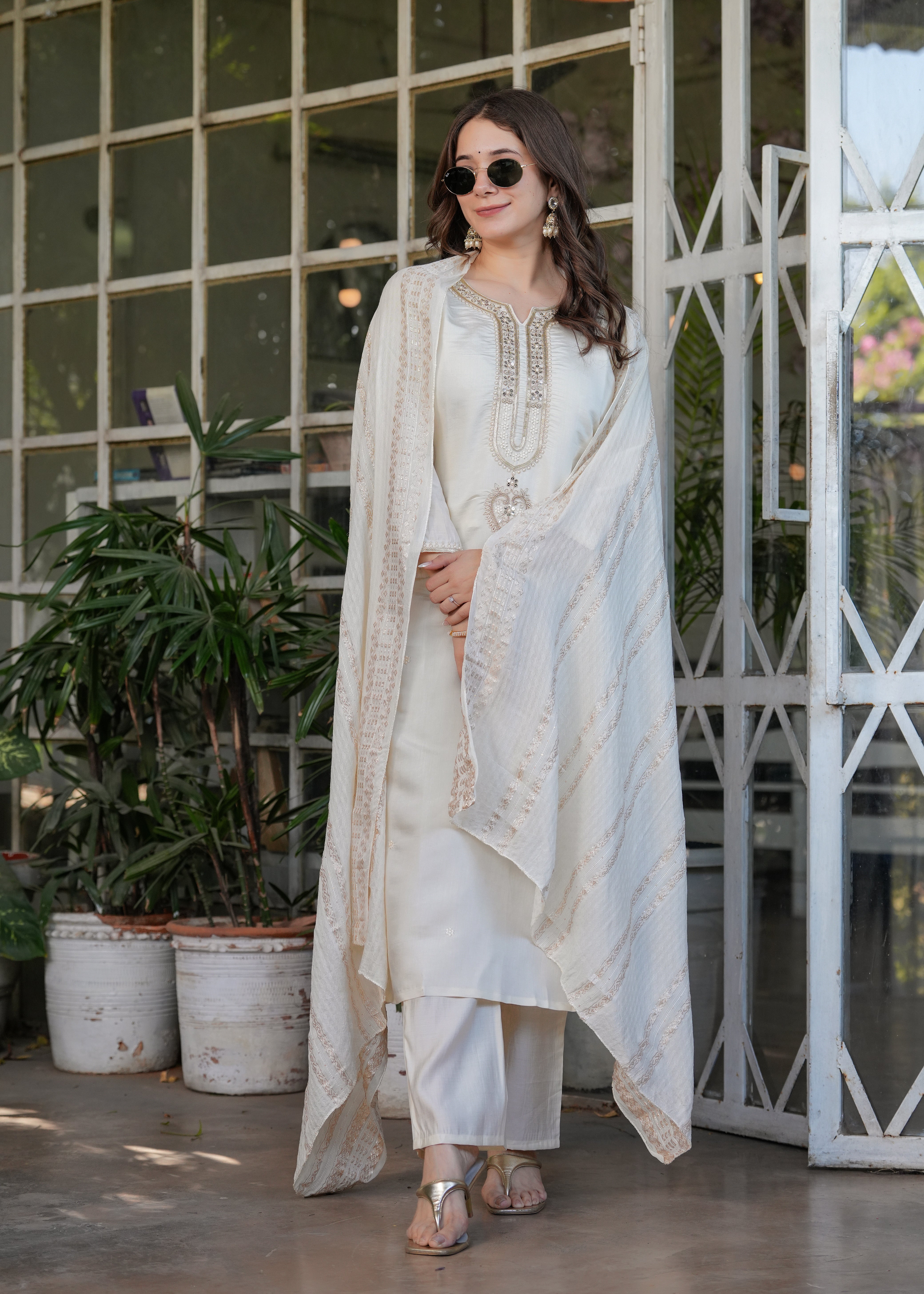 Women Viscose Chanderi Embroidered Kurta Set with Jacquard Dupatta – Festive Ethnic Wear