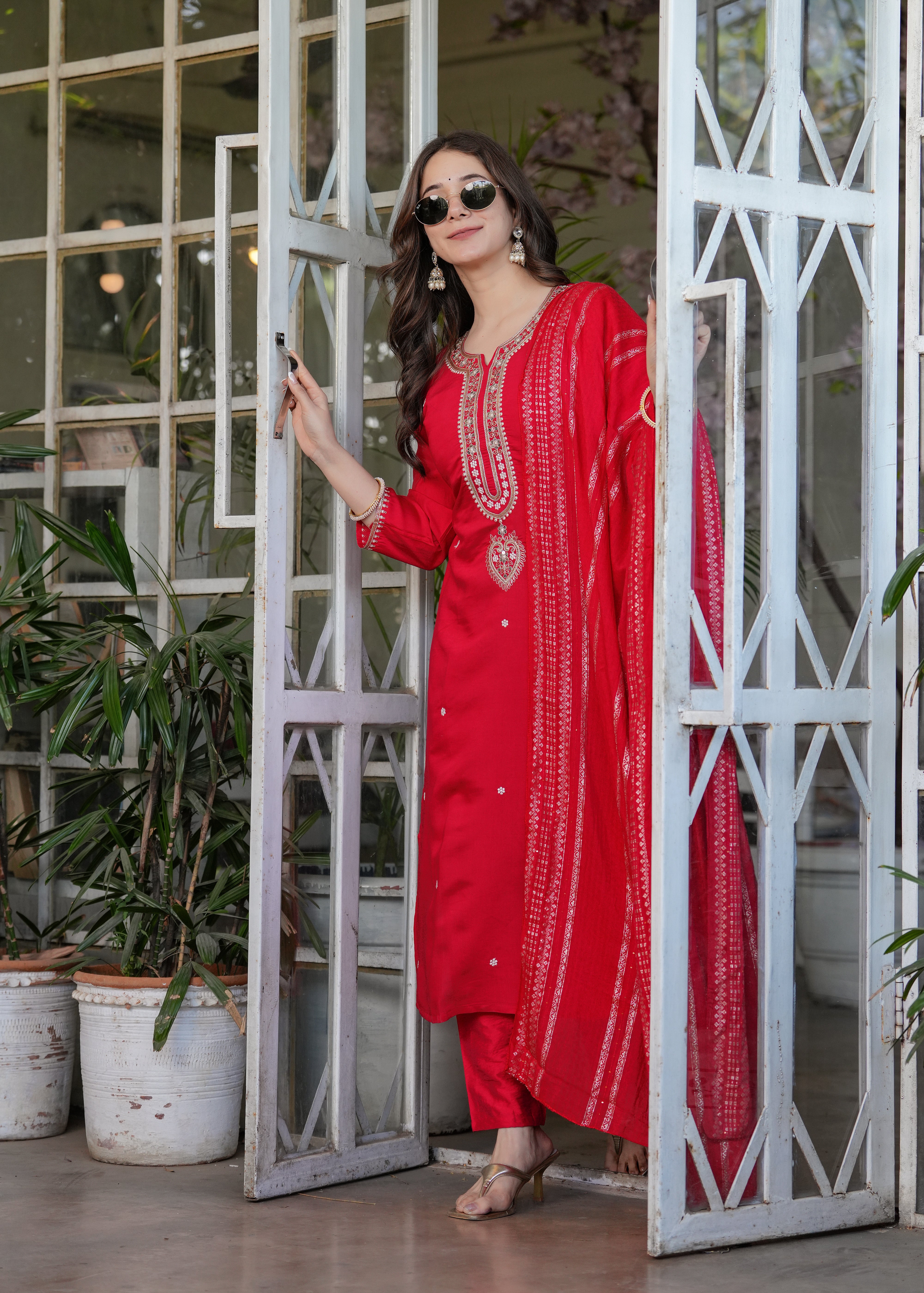 Women Viscose Chanderi Embroidered Kurta Set with Jacquard Dupatta – Festive Ethnic Wear