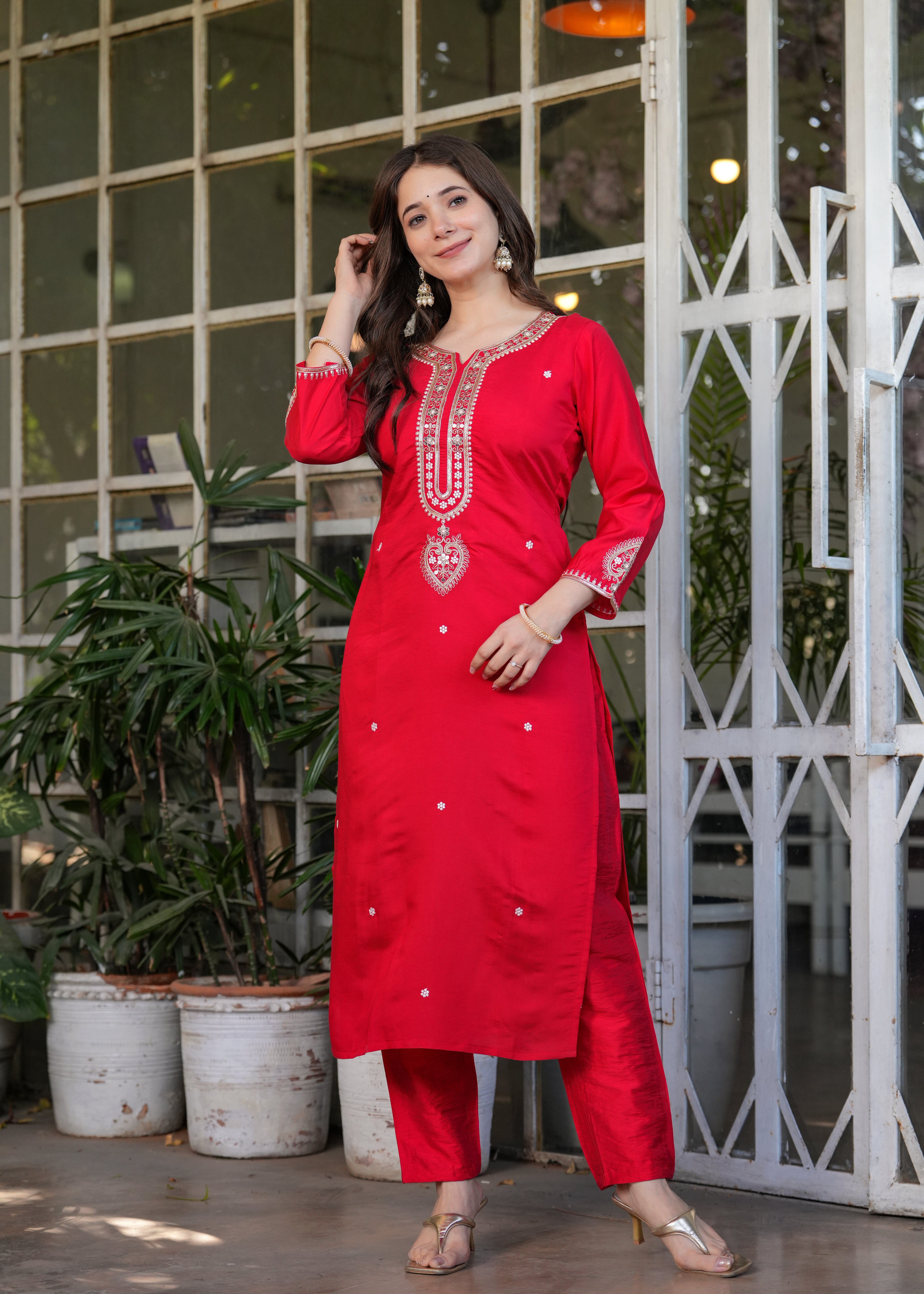 Women Viscose Chanderi Embroidered Kurta Set with Jacquard Dupatta – Festive Ethnic Wear