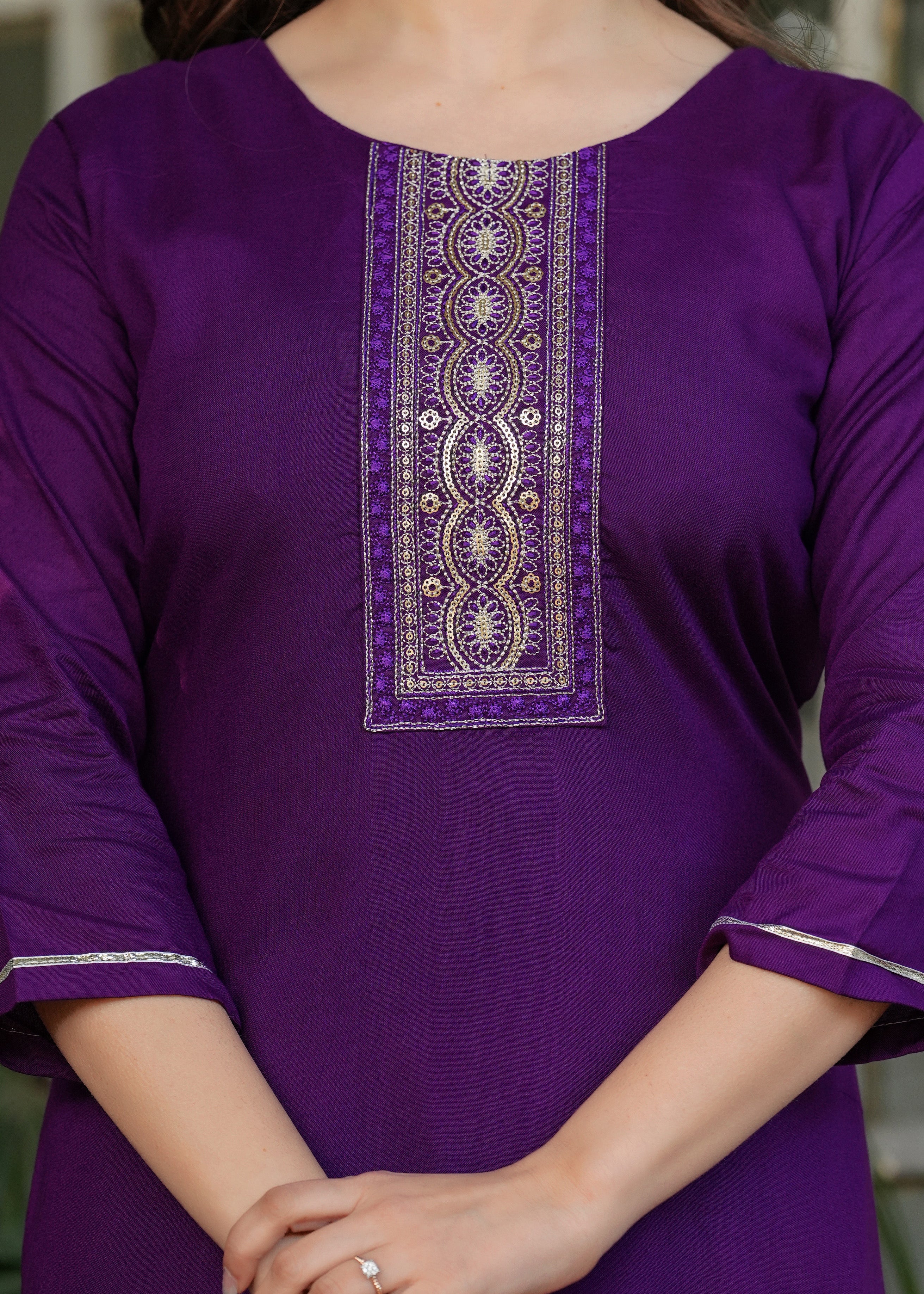 Rayon Embroidered Kurta Set with Muslin Printed Dupatta – Elegant Ethnic Wear