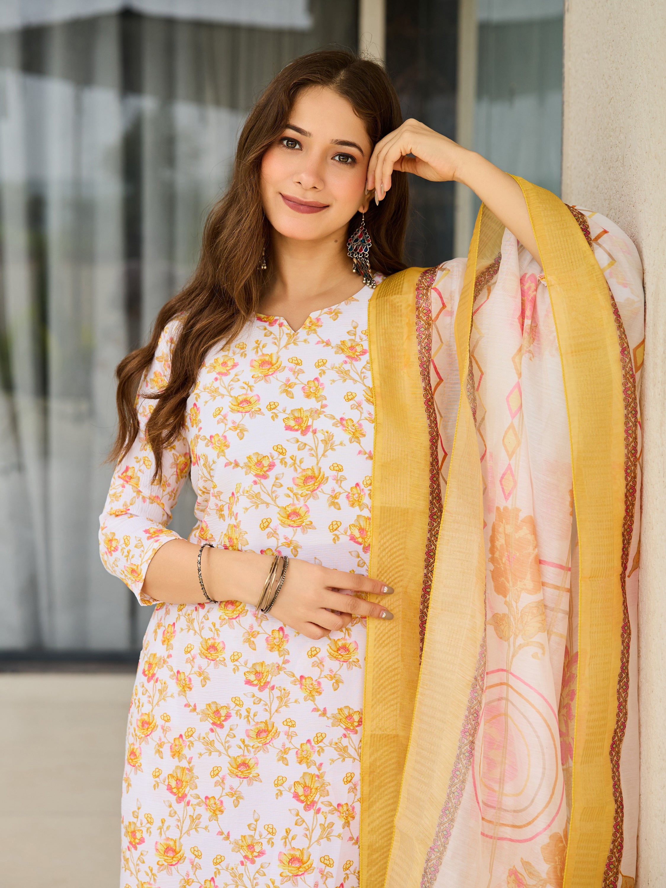 Floral Printed Silk Blend Kurti Set with Organza Dupatta – 3 Piece Ethnic Wear