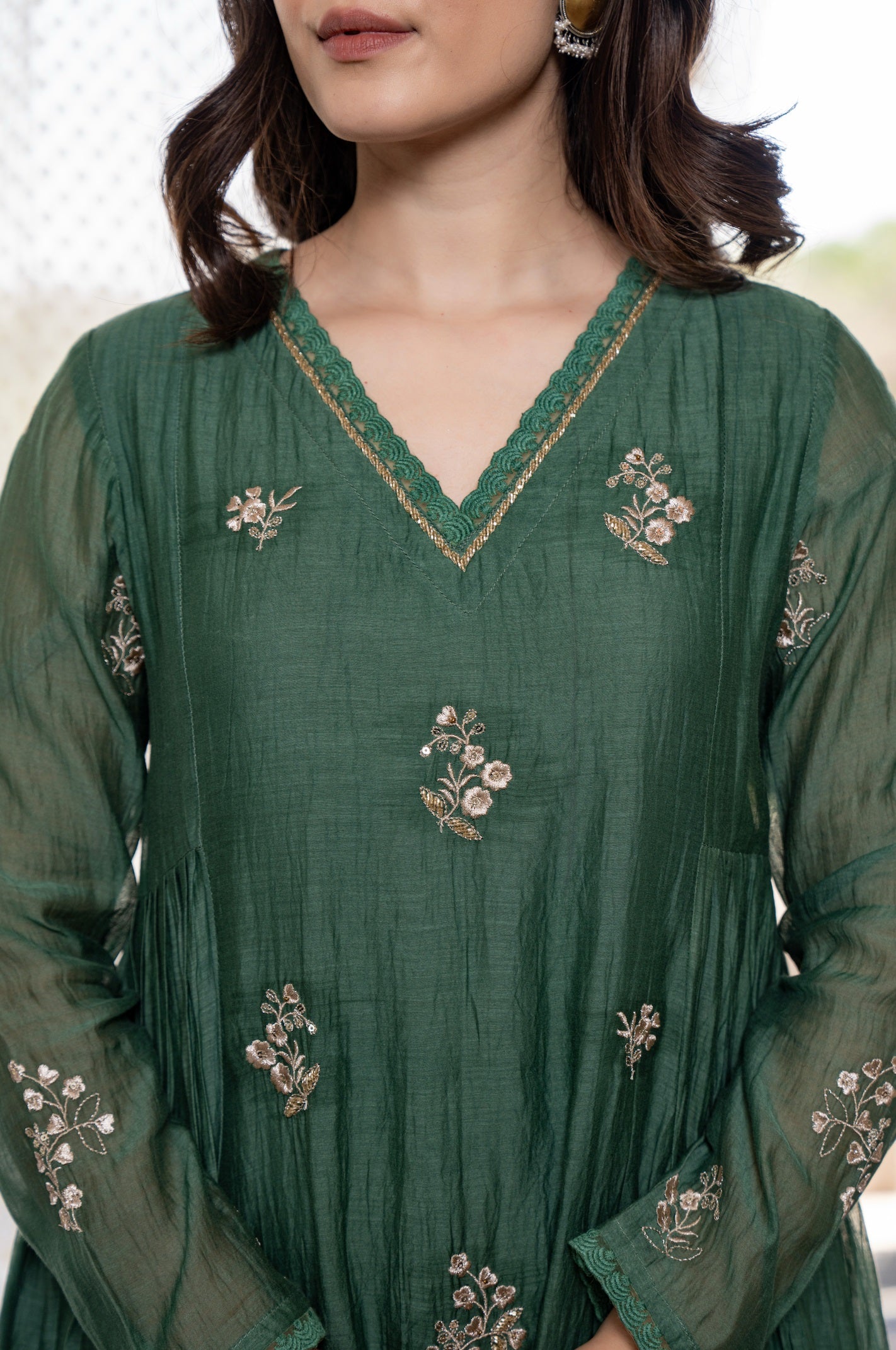 Embroidered Chanderi Silk Kurti Set with Chanderi Gadhwal Dupatta – 3 Piece Ethnic Wear