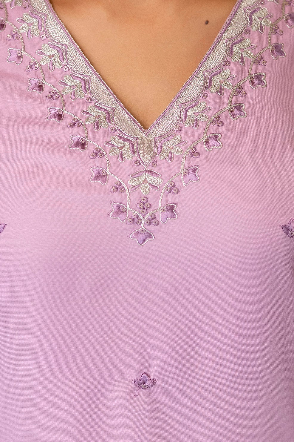 Lavender Embroidered Viscose Rayon Kurta Set with Chanderi Cotton Dupatta