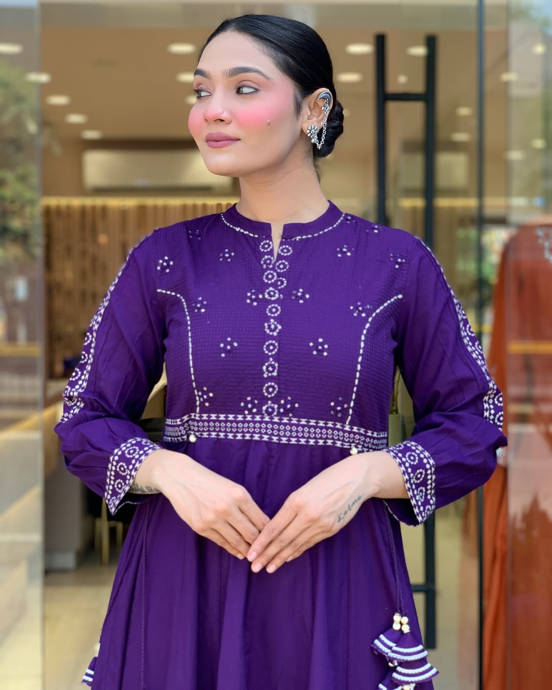 Elegant Muslin Cotton Kurti Pant Dupatta Set with Hand Print & Embroidery