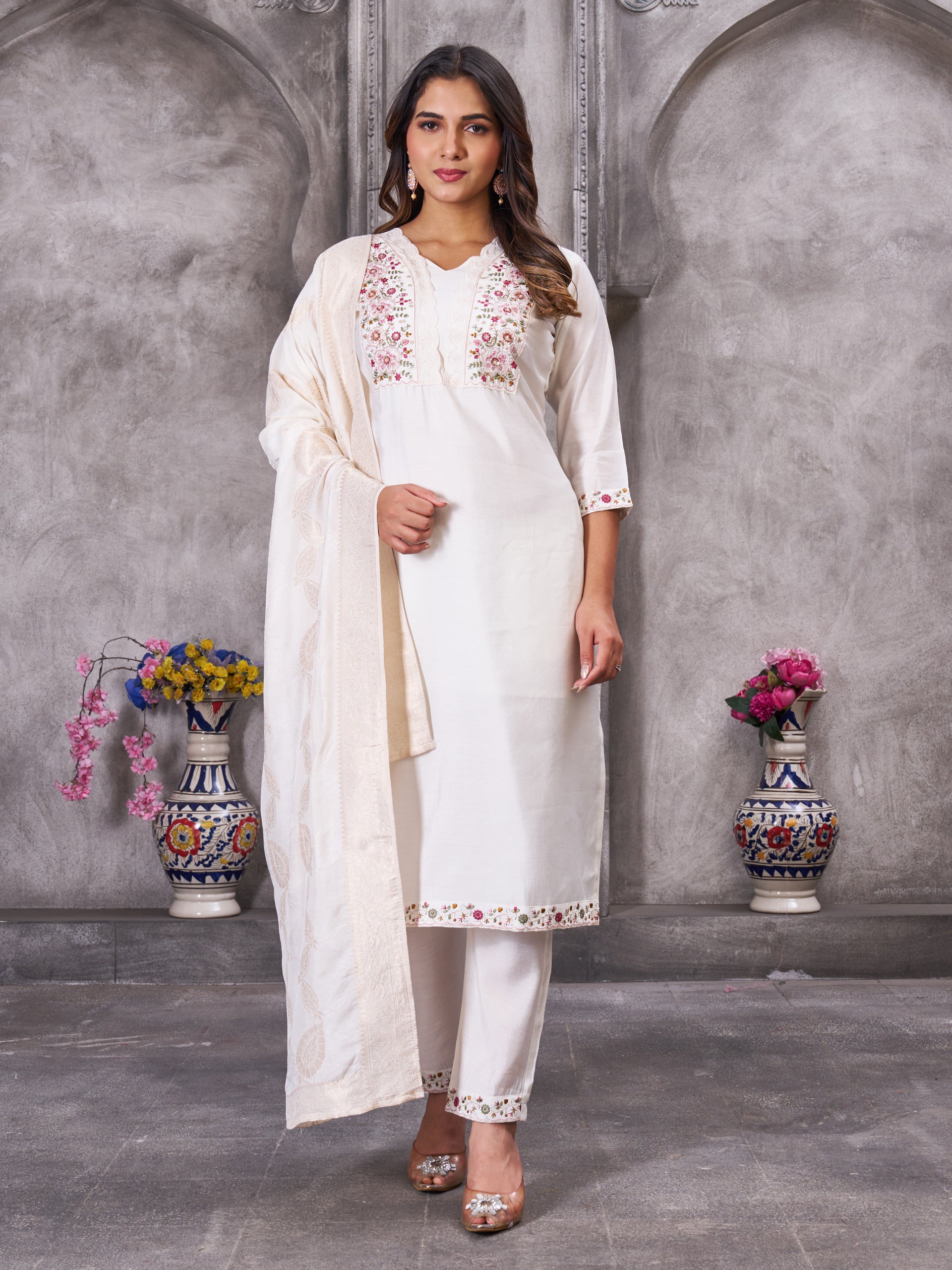 Roman Silk Embroidered Kurta with Pant and Maslin Jacquard Dupatta Set